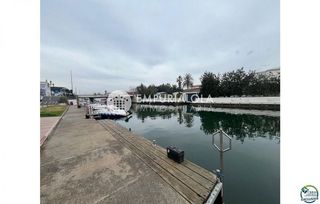 Piso en venta en Empuriabrava en Castelló d´Empúries