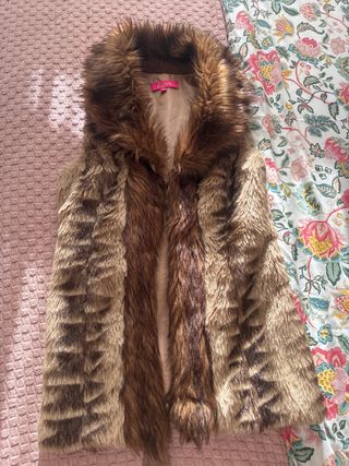 Chaleco de pelo sintético