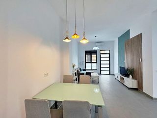 Piso en venta en Carolinas Bajas en Alicante