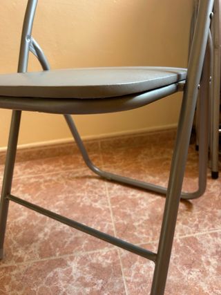 Sillas plegables metálicas grises