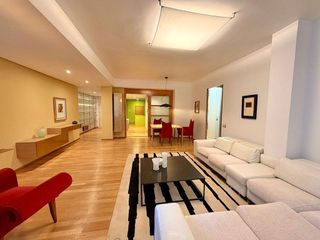 Piso en alquiler en Castillejos en Madrid