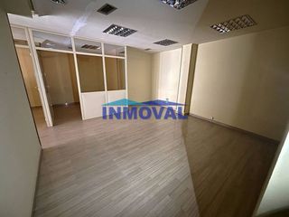 Local comercial en alquiler en Valdepeñas
