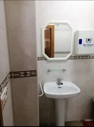 ALQUILER LOCAL 35 METROS TODO ESQUINA