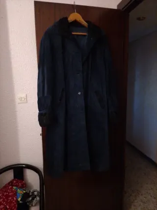 Abrigo de piel azul marino