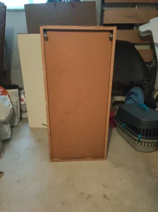 Mobiletto da muro in sughero e legno