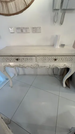 Set de muebles de madera blanca estilo vintage