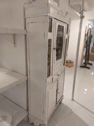 Set de muebles de madera blanca estilo vintage