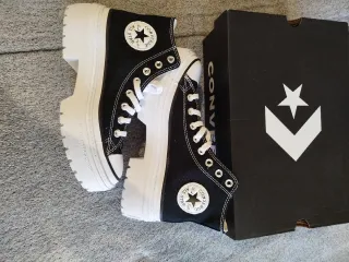 Converse mujer talla 39.5 negras