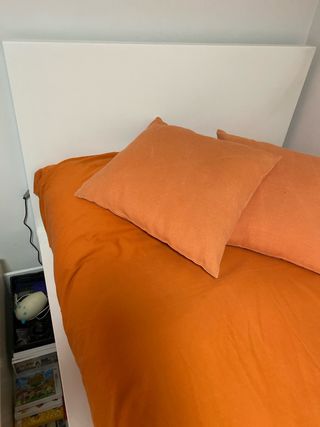 Cama Ikea 90cm con somier de láminas