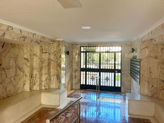 Piso en venta en Pineda en Sevilla