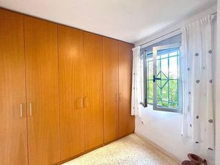 Piso en venta en Pineda en Sevilla