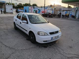 Opel Astra 2000 16V