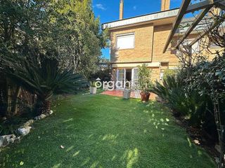 Casa adosada en alquiler en L'Eixample en Sant Cugat del Vallès
