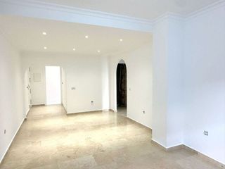 Piso en venta en Nagüeles Alto en Marbella