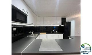 Piso en venta en Empuriabrava en Castelló d´Empúries