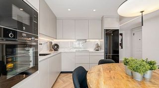 Piso en alquiler en Nueva Andalucía centro en Marbella