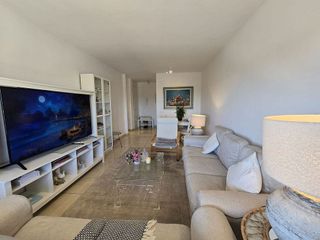 Piso en venta en Nueva Andalucía centro en Marbella