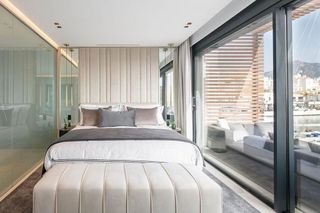 Piso en alquiler en Puerto Banús en Marbella