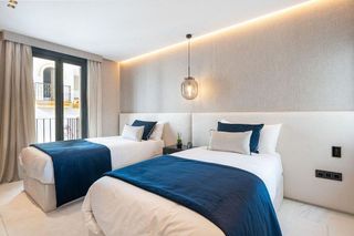 Piso en alquiler en Puerto Banús en Marbella