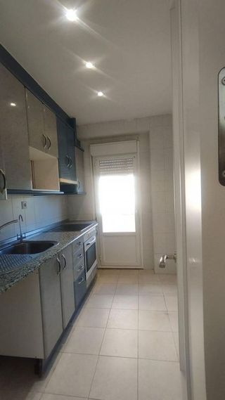 Piso en alquiler en La Jota en Zaragoza