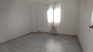 Piso en alquiler en La Jota en Zaragoza