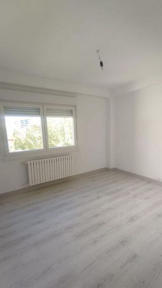 Piso en alquiler en La Jota en Zaragoza