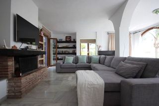 Chalet en alquiler en Elviria en Marbella