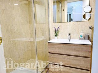 Piso en venta en Avda. de Abril. - 9 de octubre en Sagunto