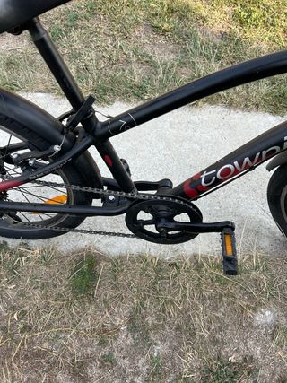 Bicicleta infantil negra  PRECIO NEGOCIABLE