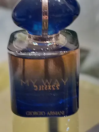 Mini profumi Burberry e Giorgio Armani