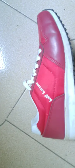 Scarpe da ginnastica rosse