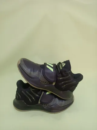 Zapatillas Adidas de muy buena calidad