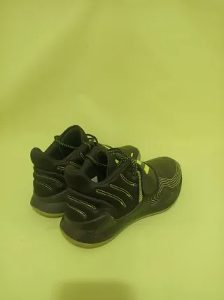 Zapatillas Adidas de muy buena calidad