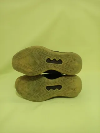 Zapatillas Adidas de muy buena calidad