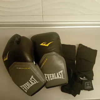Guantes de Boxeo Everlast Completos