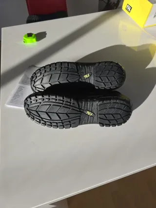 Zapatos Seguridad FAL IPR20BK Hagos Negro 44