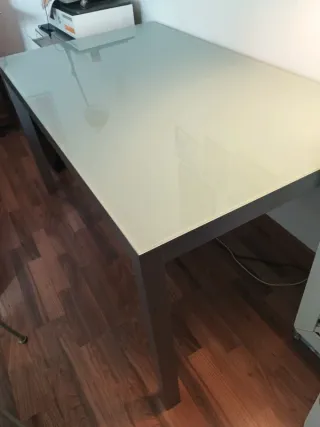 Mesa rectangular cristal y metal gris