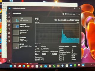 HP Pavilion x360 2-en-1 Plata
