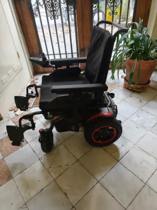 Silla de ruedas eléctrica QUICKIE