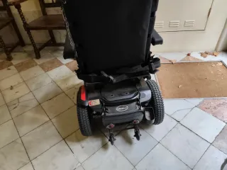 Silla de ruedas eléctrica QUICKIE