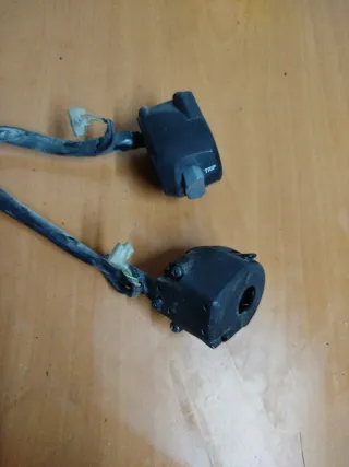 Piñas Yamaha Xmax 125 (2015)