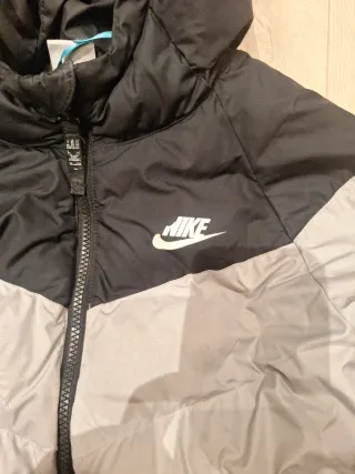 Chaqueta Nike niño negra y gris