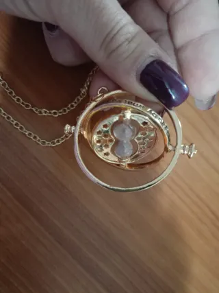 Colgante Harry Potter Giratiempo Dorado