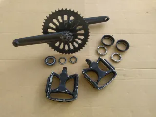 Eje pedalier bicicleta Bmx...4r dientes...