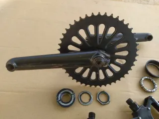 Eje pedalier bicicleta Bmx...4r dientes...