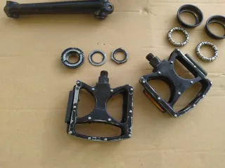 Eje pedalier bicicleta Bmx...4r dientes...