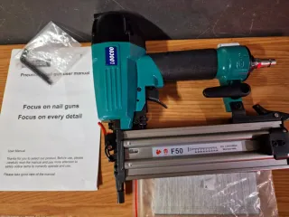 Clavadora Neumática F50