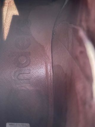 Botines efecto piel cocodrilo