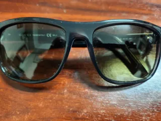 Gafas de sol 10 (Ray-Ban, Boss, Arnette, Persol)