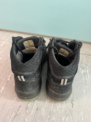 Botas de seguridad negras